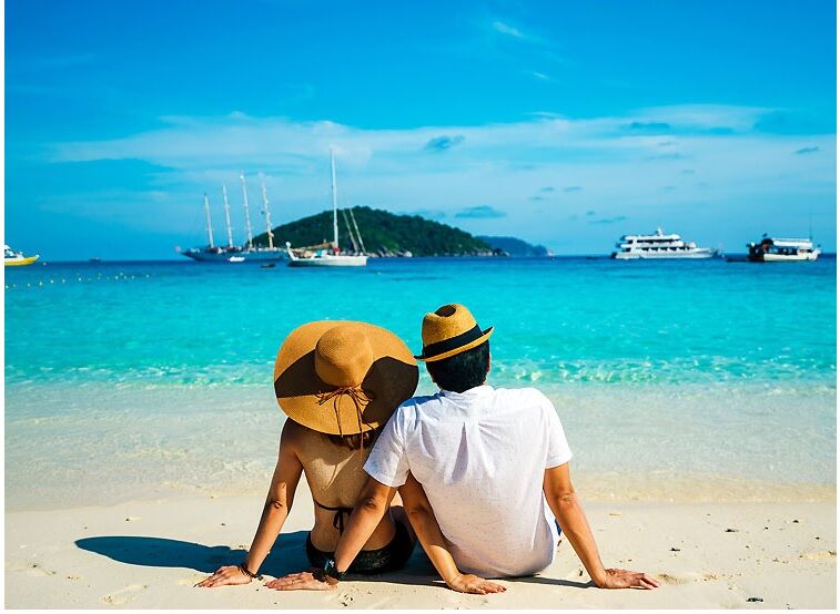 Wake up to turquoise water and each other